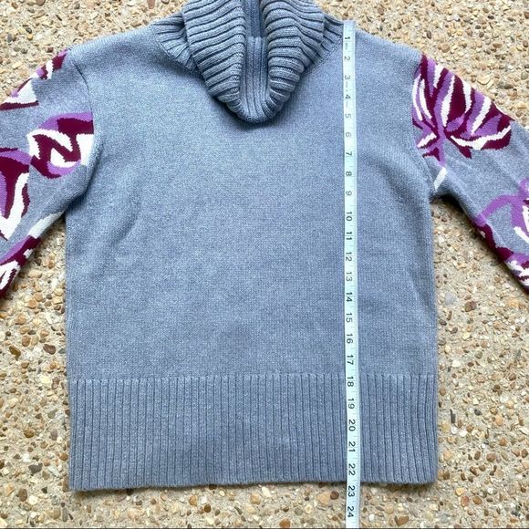 Cabi #3704 3704 Eden Floral Bell Sleeves Sweater S - Picture 3 of 11